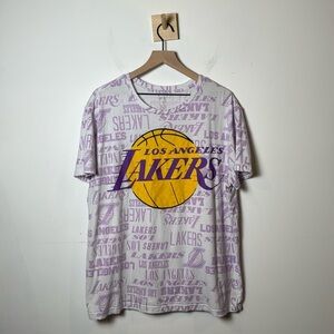 Lakers NBA Women’s Graphic Tee Basketball Purple size XXL